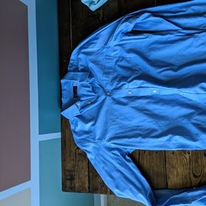 Gap Blue Dress Shirt Large Wrinkle Resistant